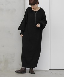 ボリュームスリーブロングニットワンピース
