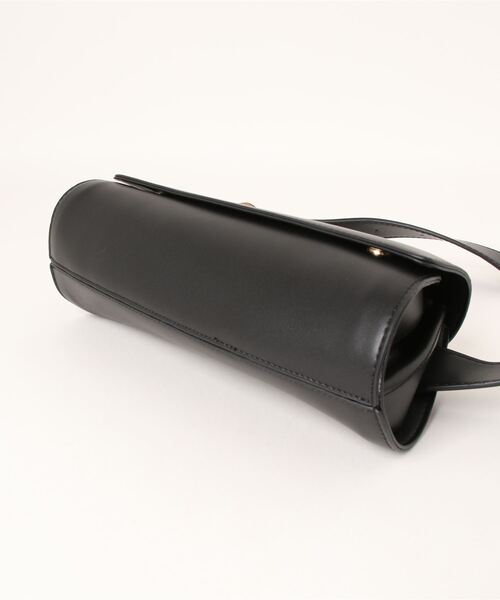 KOBE LETTUCE（コウベレタス）の「筒形ショルダーバッグ（ショルダーバッグ・レディース・ブラック/ブラウン・FREE）」の20枚目の写真