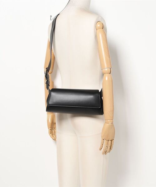 KOBE LETTUCE（コウベレタス）の「筒形ショルダーバッグ（ショルダーバッグ・レディース・ブラック/ブラウン・FREE）」の22枚目の写真