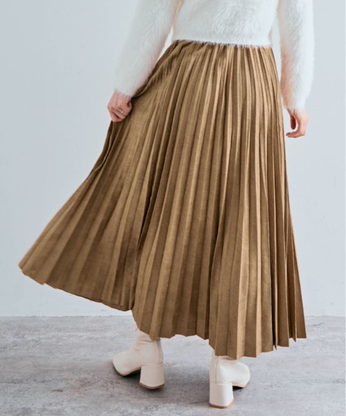 kirakiraShop(キラキラショップ)の「スウェード ロング プリーツ スカート(スカート・レディース・ブラック/ダークブラウン/ブラウン/ピンク/クリーム/キャメル/ベージュ/チャコール・M-L)」の21枚目の写真