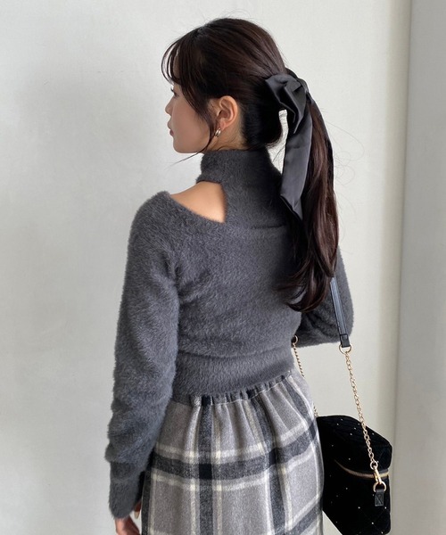 one after another NICE CLAUP(ワンアフターアナザーナイスクラップ)の「マルチWAY/チョーカーニット(ニット/セーター・レディース・ピンク/ブラック/グレー/アイボリー・FREE)」の15枚目の写真