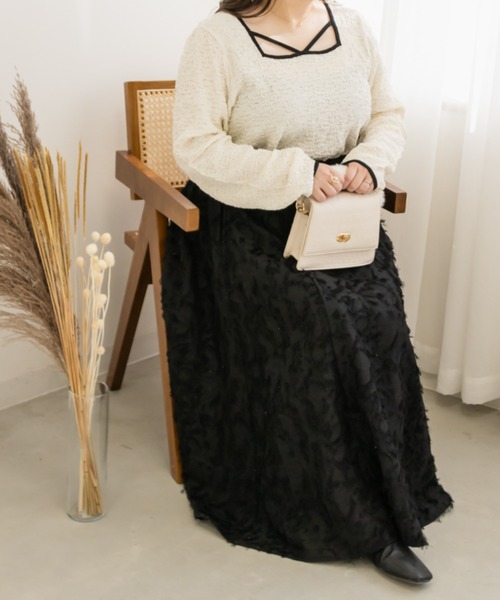 CLETTE(クレット)の「フリンジジャガードスカート(スカート・レディース・ピンクベージュ/アイボリー/ブラック・4L/3L/LL)」の10枚目の写真