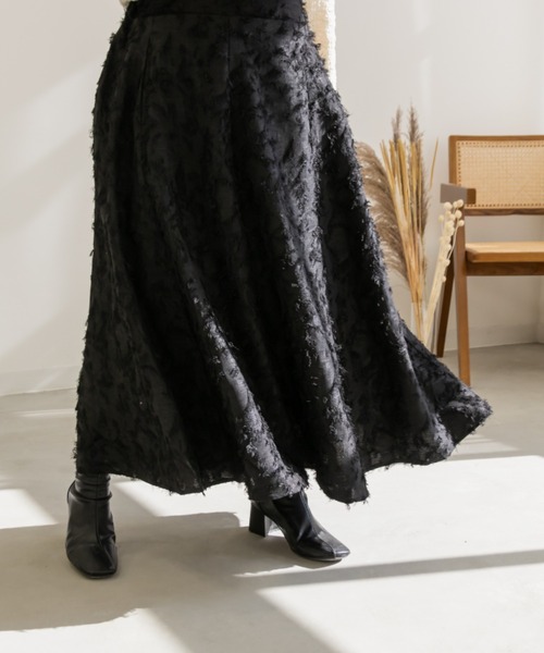 CLETTE(クレット)の「フリンジジャガードスカート(スカート・レディース・ピンクベージュ/アイボリー/ブラック・4L/3L/LL)」の11枚目の写真