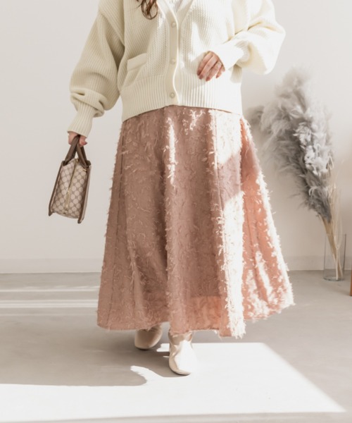 CLETTE(クレット)の「フリンジジャガードスカート(スカート・レディース・ピンクベージュ/アイボリー/ブラック・4L/3L/LL)」の14枚目の写真