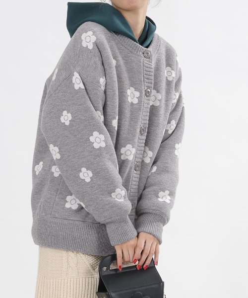 マリークヮント MARY QUANT 4ペタルデイジー裏ボア カーディガン マリークヮント MARY QUANT 4ペタルデイジー裏ボア カーディガン
