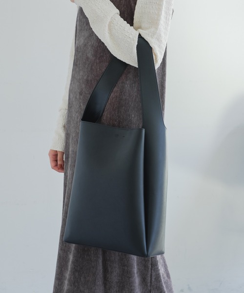 Kastane（カスタネ）の「ワンハンドルトートBAG（トートバッグ）」 - WEAR kastane トートバッグチャームなし