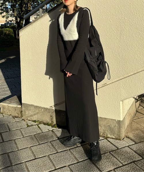 y/m by misato（イムバイミサト）の「シャギーニットビスチェ（ニット/セーター・レディース・ブラック/アイボリー/グレー・36）」の17枚目の写真