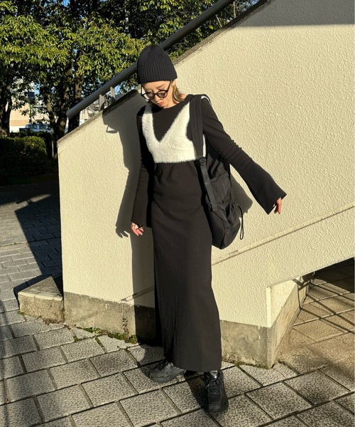 y/m by misato（イムバイミサト）の「シャギーニットビスチェ（ニット/セーター・レディース・ブラック/アイボリー/グレー・36）」の22枚目の写真