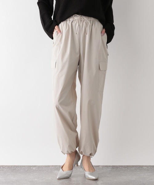 GLOBAL WORK（グローバルワーク）の「撥水ナイロンカーゴパンツ/995477（カーゴパンツ・レディース・カーキ/オフホワイト/ブラック・MEDIUM/LARGE）」の9枚目の写真
