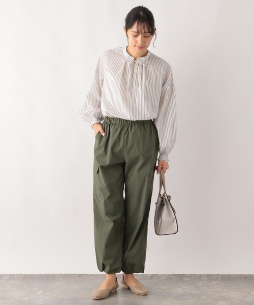 GLOBAL WORK（グローバルワーク）の「撥水ナイロンカーゴパンツ/995477（カーゴパンツ・レディース・カーキ/オフホワイト/ブラック・MEDIUM/LARGE）」の16枚目の写真