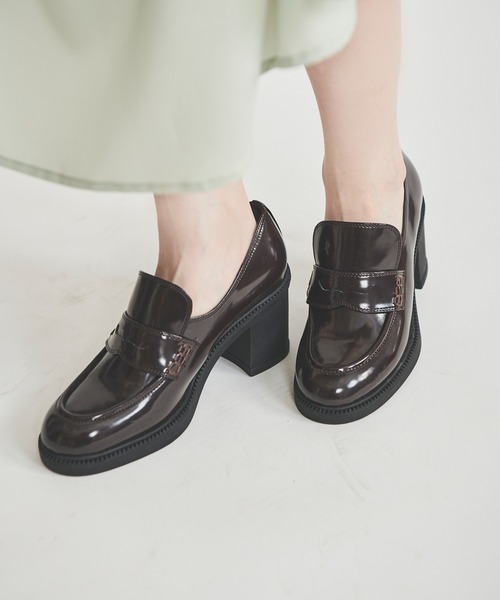 31 Sons de mode(トランテアン ソン ドゥ モード)の「ヒールローファー(ローファー・レディース・ブラック/シルバー/ブラウン・M/L/S)」の2枚目の写真