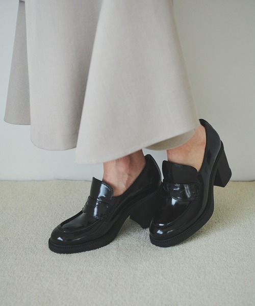 31 Sons de mode(トランテアン ソン ドゥ モード)の「ヒールローファー(ローファー・レディース・ブラック/シルバー/ブラウン・M/L/S)」の4枚目の写真