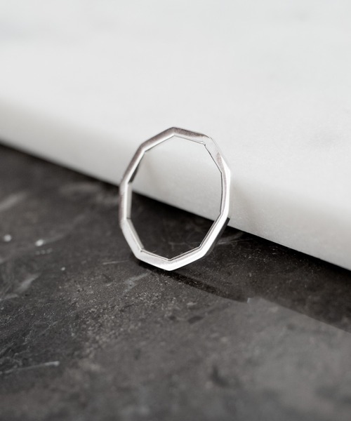 WALK IN CLOSET(ウォークインクローゼット)の「SENTI_FINE RING ANGLE SV(リング・メンズ・シルバー・14号/17号)」の3枚目の写真