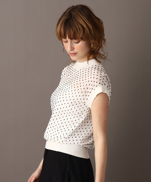 DRESSTERIOR(ドレステリア)の「◆【洗える/大人フェミニン】ドットジャカードプルオーバー(Tシャツ/カットソー・レディース・ブラック/オフホワイト・34/36/38)」の9枚目の写真