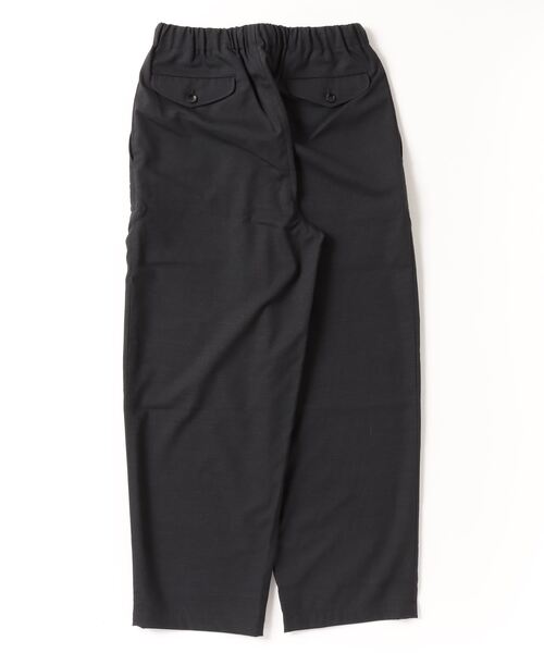 marka（マーカ）の「marka / マーカ：COCOON WIDE EASY PANTS - TUMBLED WOOL TROPICAL -：M24A-08PT01C[COR]（スラックス・メンズ・ブラック・2/1）」の2枚目の写真
