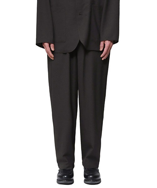 marka（マーカ）の「marka / マーカ：COCOON WIDE EASY PANTS - TUMBLED WOOL TROPICAL -：M24A-08PT01C[COR]（スラックス・メンズ・ブラック・2/1）」の7枚目の写真
