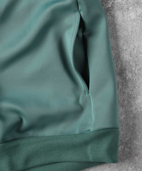 Right-on（ライトオン）の「テープラインスタンドジャージ（その他アウター・メンズ・グリーン/ブルー/ブラック・M/L）」の5枚目の写真