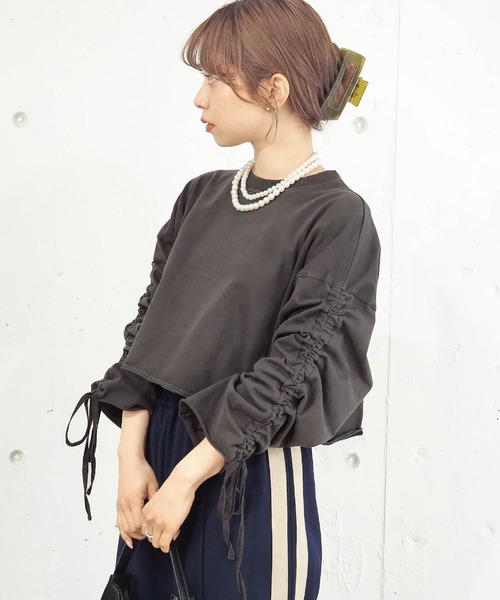 tiptop(ティップトップ)の「袖ドロストショート丈プルオーバー(Tシャツ/カットソー・レディース・チャコールグレー/アイボリー/グリーン/ピンク・FREE)」の22枚目の写真