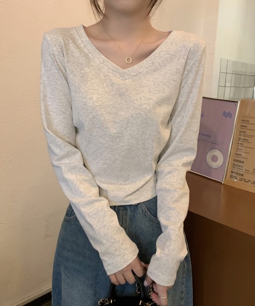 LAFFMO（ラフモ）の「Vネック長袖クロップドカットソー（Tシャツ/カットソー・レディース・ホワイト/ブラック/グレー・M/L）」の12枚目の写真