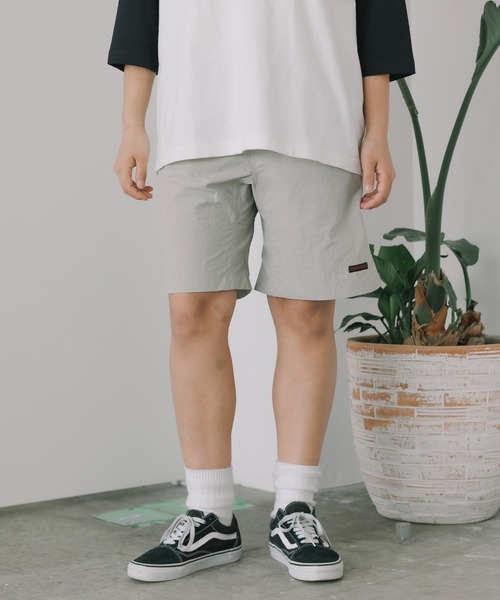 Gramicci(グラミチ)の「Gramicci/グラミチ NYLON PACK G-SHORT ナイロンショーツ ハーフパンツ(その他パンツ・メンズ・ブラック/オリーブ/マルチ/ダークベージュ/サンドベージュ/ネイビー/オレンジ/ダークグリーン/ベージュ/ダークブラウン/グリーン/ダークネイビー/オリーブ系1/オリーブ系2/ネイビー系1・S/M/L/XL/XXL)」の2枚目の写真