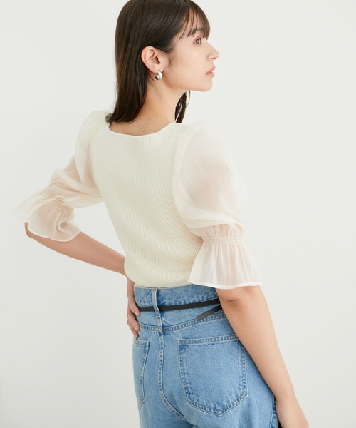 VIS（ビス）の「袖オーガンジーキャンディスリーブスクエアネックニット（ニット/セーター・レディース・ブラック/ピンク/キナリ・FREE）」の6枚目の写真