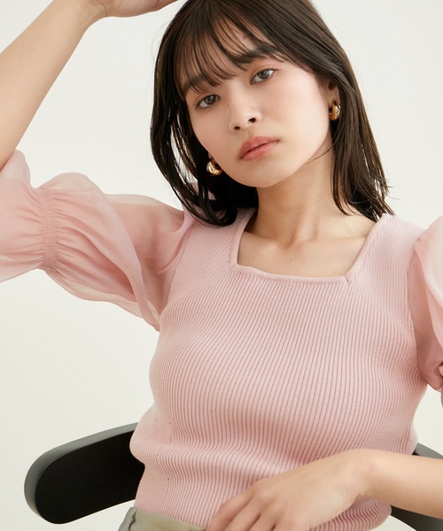 VIS（ビス）の「袖オーガンジーキャンディスリーブスクエアネックニット（ニット/セーター・レディース・ブラック/ピンク/キナリ・FREE）」の11枚目の写真