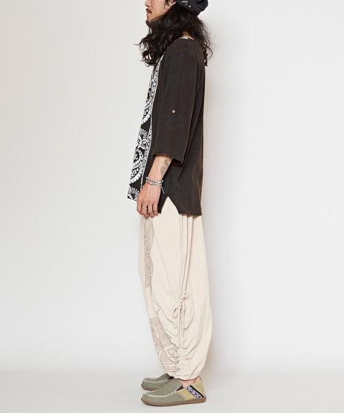 チャイハネ（チャイハネ）の「【チャイハネ】ハルトラMEN'Sトップス（その他トップス・メンズ・ホワイト/マスタード/レンガ/ブラック×ホワイト/ブラック系その他/ホワイト系その他/ベージュ/ブルー/オレンジ/ベージュ系その他/ターコイズブルー/カーキ・FREE）」の21枚目の写真