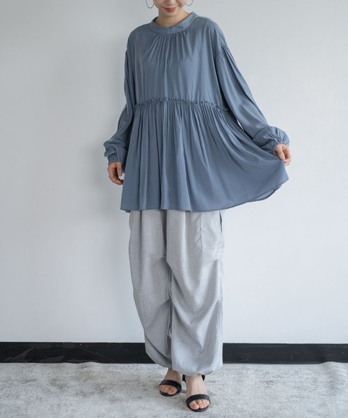 refinedworks(リファインドワークス)の「【refinedworks】 シルエットが大人可愛いバックリボンギャザーブラウス(シャツ/ブラウス・レディース・ベージュ/ブルー/チャコールグレー・FREE)」の19枚目の写真