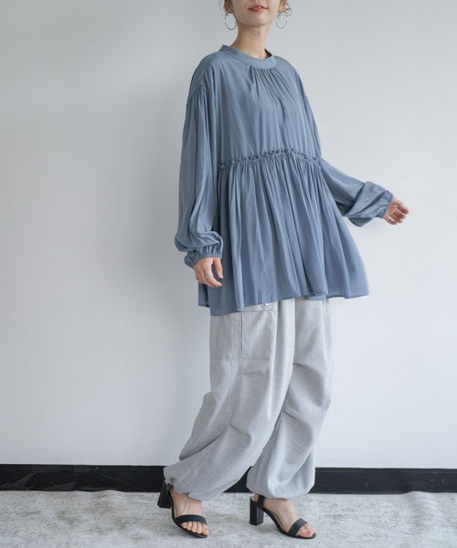 refinedworks(リファインドワークス)の「【refinedworks】 シルエットが大人可愛いバックリボンギャザーブラウス(シャツ/ブラウス・レディース・ベージュ/ブルー/チャコールグレー・FREE)」の20枚目の写真