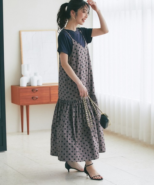 La boutique BonBon（ラブティックボンボン）の「ターンバックスリーブTシャツ（Tシャツ/カットソー・レディース・ネイビー/ピンク/チャコールグレー/オフホワイト/サックスブルー・FREE）」の19枚目の写真