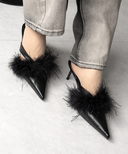 me+em select(ミームセレクト)の「【 2color 】フェザーファーポインテッドトゥミュール / feather fur pointed toe mules(パンプス・レディース・ブラック/アイボリー・39/38/37/36)」の20枚目の写真