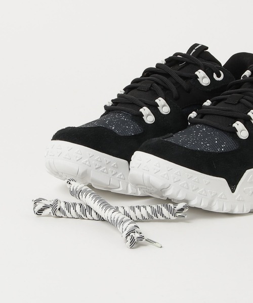 WHITE MOUNTAINEERING（ホワイトマウンテニアリング）の