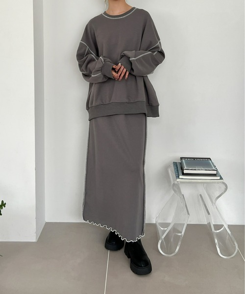 Olu.（オルドット）の「配色ステッチスウェット[セットアップ可能]（スウェット・レディース・ブルー/チャコールグレー/アイボリー/モカ・FREE）」の15枚目の写真