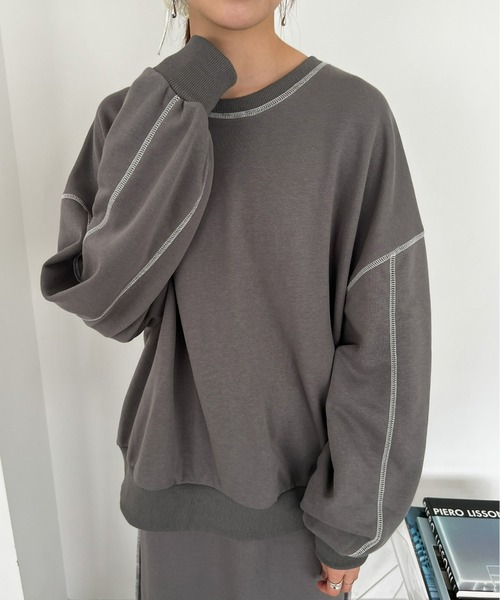 Olu.（オルドット）の「配色ステッチスウェット[セットアップ可能]（スウェット・レディース・ブルー/チャコールグレー/アイボリー/モカ・FREE）」の13枚目の写真