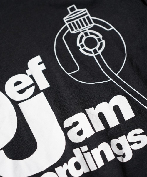 THRIFTY LOOK(スリフティールック)の「【THRIFTY LOOK スリフティールック 】 THRIFTY "DEF JAM" TEE ユーズドライクTシャツ/ヴィンテージ(Tシャツ/カットソー・メンズ・ブラック・LARGE/X-LARGE/MEDIUM)」の4枚目の写真