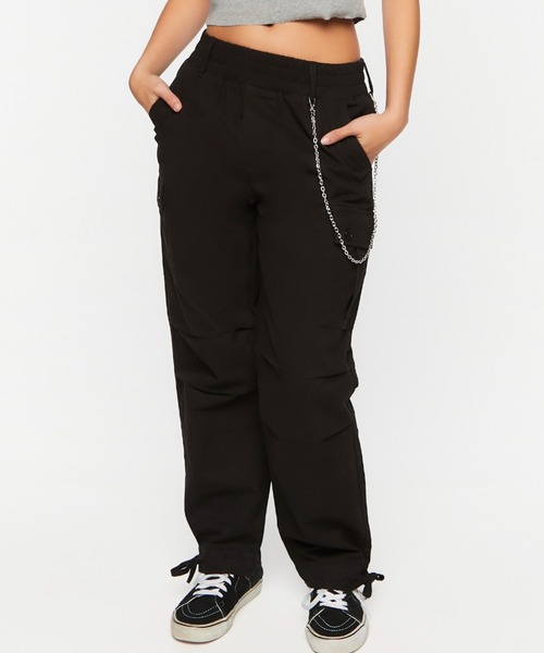 FOREVER 21（フォーエバー トゥエンティーワン）の「ツイルカーゴパンツ（カーゴパンツ・レディース・ブラック/ホワイト・SMALL/MEDIUM）」の2枚目の写真