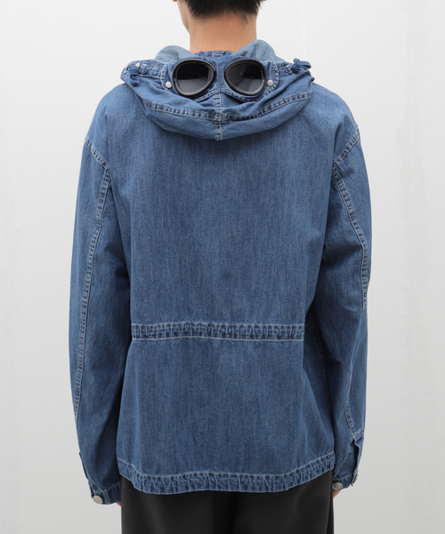 椿C.P. COMPANY GOGGLE JACKET 青 C.P.カンパニーがマンCとパートナーシップを締結！ゴーグルジャケット