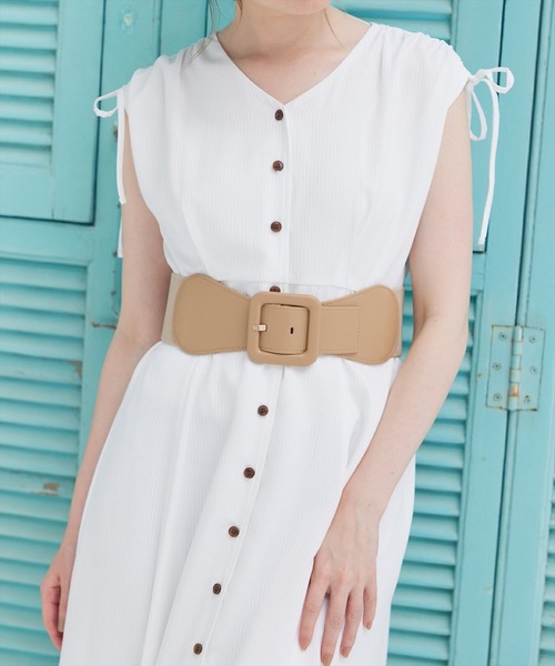 SWINGLE（スウィングル）の「スクエアバックルエコレザーゴムベルト（ベルト・レディース・ブラック/ベージュ・FREE）」の10枚目の写真