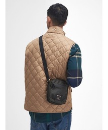 Barbour（バブアー）の「Field ワックス コットン クロスボディバッグ