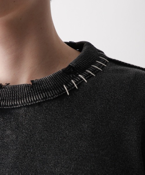 RAGEBLUE（レイジブルー）の「フェードダメージ/ワンポイント刺繍クルーネックニット（ニット/セーター・メンズ・ブルー/スミクロ・MEDIUM/LARGE）」の5枚目の写真