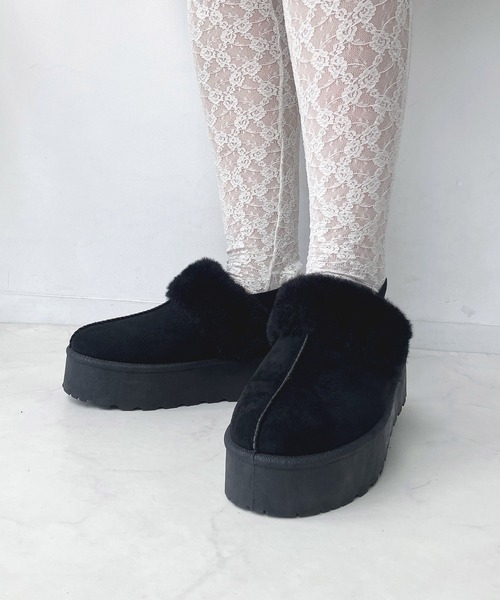 AS KNOW AS plus（アズノゥアズプラス）の「厚底ムートンサンダル（サンダル・レディース・ブラック/ベージュ/ライトベージュ・LL/S/M/L）」の9枚目の写真