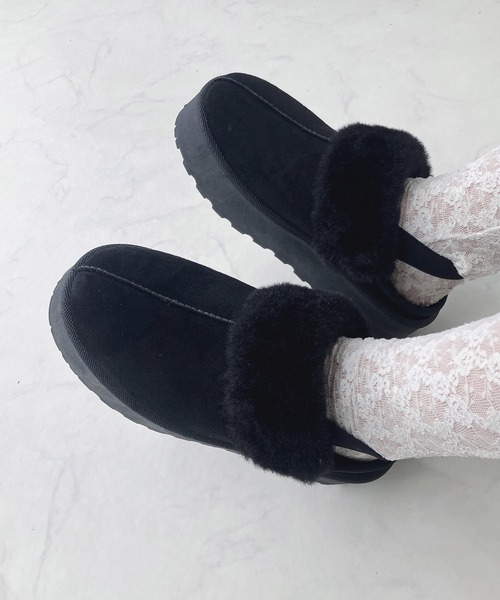 AS KNOW AS plus（アズノゥアズプラス）の「厚底ムートンサンダル（サンダル・レディース・ブラック/ベージュ/ライトベージュ・LL/S/M/L）」の10枚目の写真