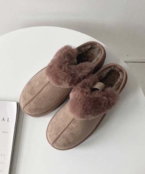 AS KNOW AS plus（アズノゥアズプラス）の「厚底ムートンサンダル（サンダル・レディース・ブラック/ベージュ/ライトベージュ・LL/S/M/L）」の17枚目の写真