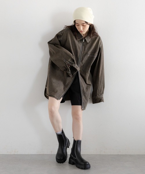 RAGEBLUE（レイジブルー）の「【UNISEX】 overdyed denim loose shirt/選べる着丈/Wジップオーバーダイ加工デニムルーズシャツ（シャツ/ブラウス・レディース・ライトブルー/ブルー/ブラウン/ブラック/ブルー系7・MEDIUM/LARGE）」の13枚目の写真