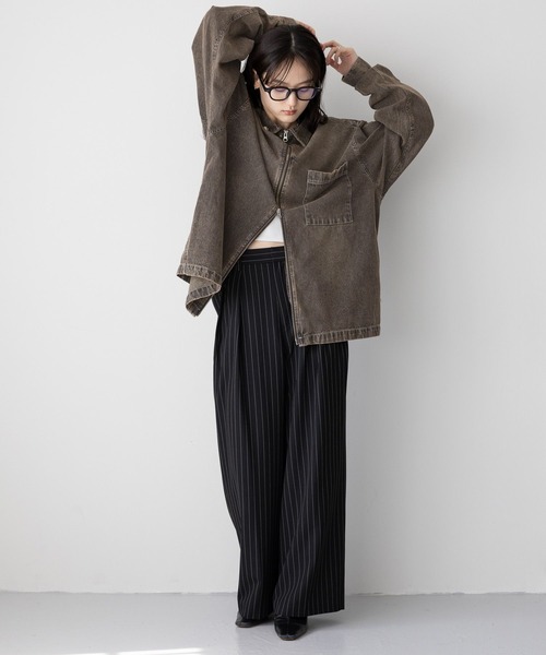 RAGEBLUE（レイジブルー）の「【UNISEX】 overdyed denim loose shirt/選べる着丈/Wジップオーバーダイ加工デニムルーズシャツ（シャツ/ブラウス・レディース・ライトブルー/ブルー/ブラウン/ブラック/ブルー系7・MEDIUM/LARGE）」の16枚目の写真