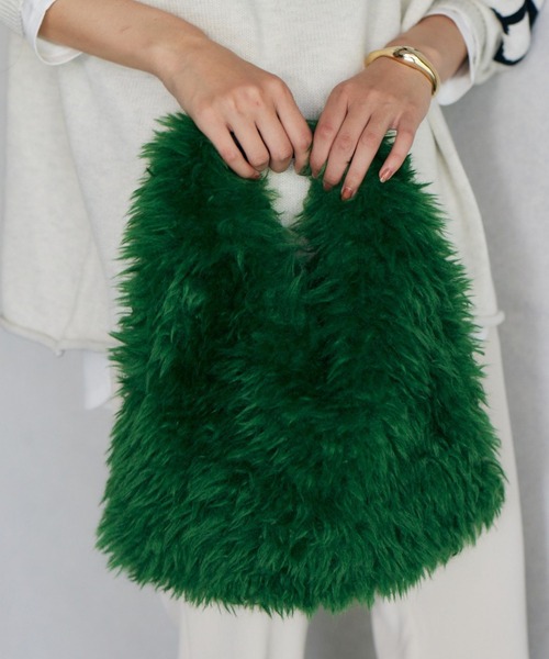LE VERNIS（ル・ベルニ）の「BARNYARDSTORM / LE VERNIS(ル・ベルニ)別注 / ファーBAG（トートバッグ・レディース・グリーン/モカ/チャコール/ブラウン/ブラック・FREE）」の5枚目の写真
