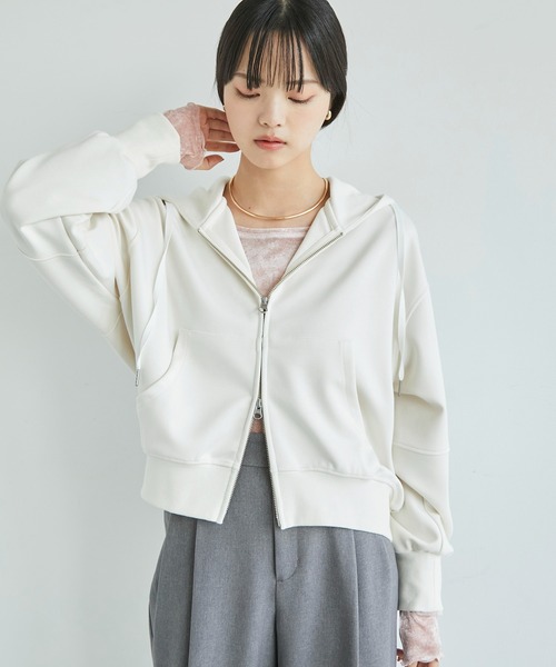 VIS(ビス)の「【洗える】ポンチショートパーカー(パーカー・レディース・ホワイト系その他5/ライトグレー・FREE)」の11枚目の写真