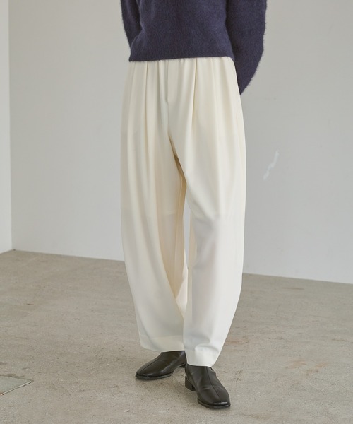 スラックスコクーンボリュームパンツ（スラックス）｜A part by