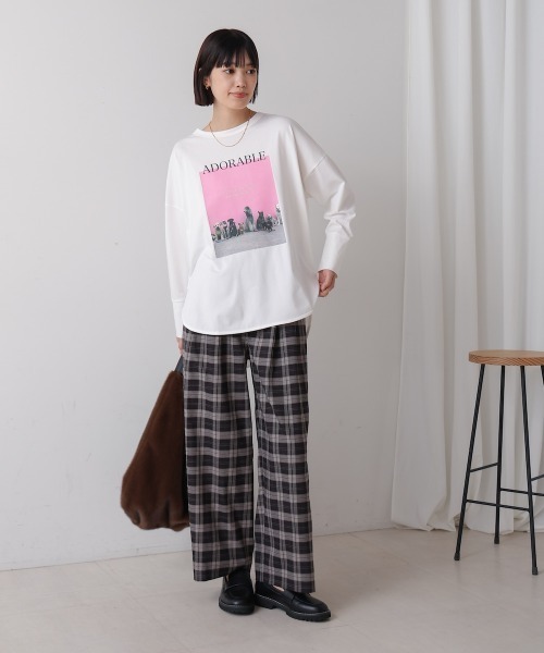 Bou Jeloud（ブージュルード）の「DogプリントTシャツ（Tシャツ/カットソー・レディース・オフホワイト/チャコールグレー・FREE）」の4枚目の写真