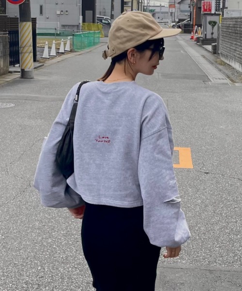 INTER FACTORY（インターファクトリー）の「YUKI - 刺繍カットアウトスウェット made in INTER FACTORY（スウェット・レディース・チャコールグレー/ライトグレー・FREE）」の2枚目の写真